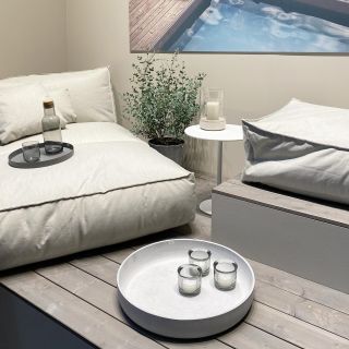 S lehátkem Stay od značky Blomus nabere lenošení na terase úplně jiný rozměr! 💥 Hlavní výhody 💫 - voděodpudivé - UV stálé...